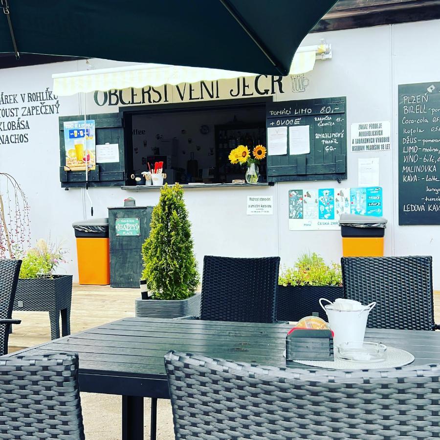 Chatka Jaegerhaus K Myslivne 26 Libochovice Bagian luar foto